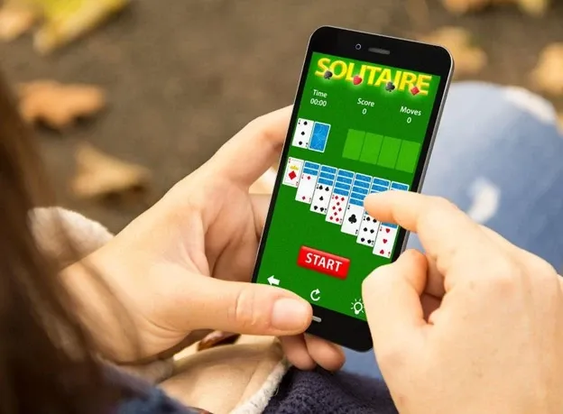 00_best-online-Solitaire-games-ak_smartphone.webp