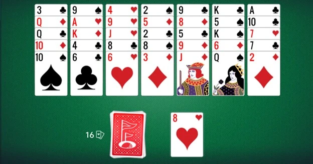 Golf Solitaire rules combine the foundation and waste pile in one, as depicted in the screenshot above. 