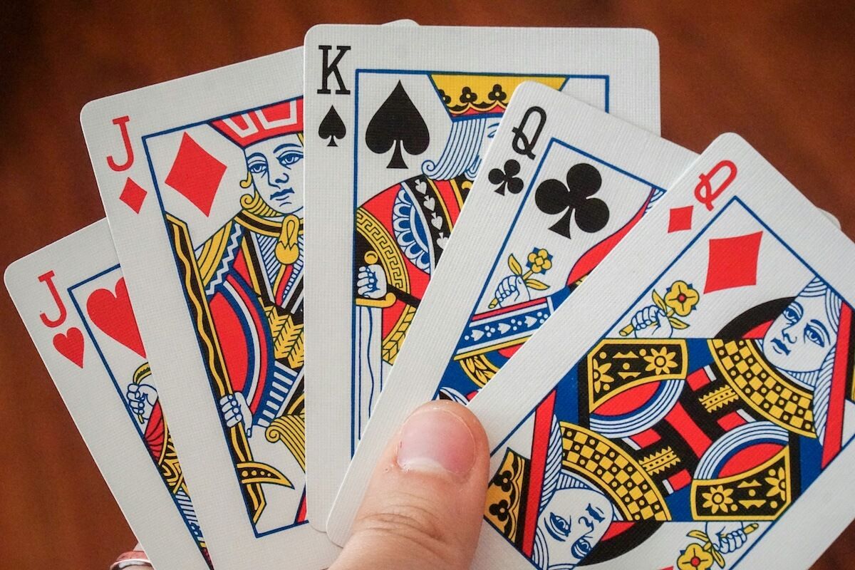How to Play Double Solitaire: Rules, Setup, and Strategy